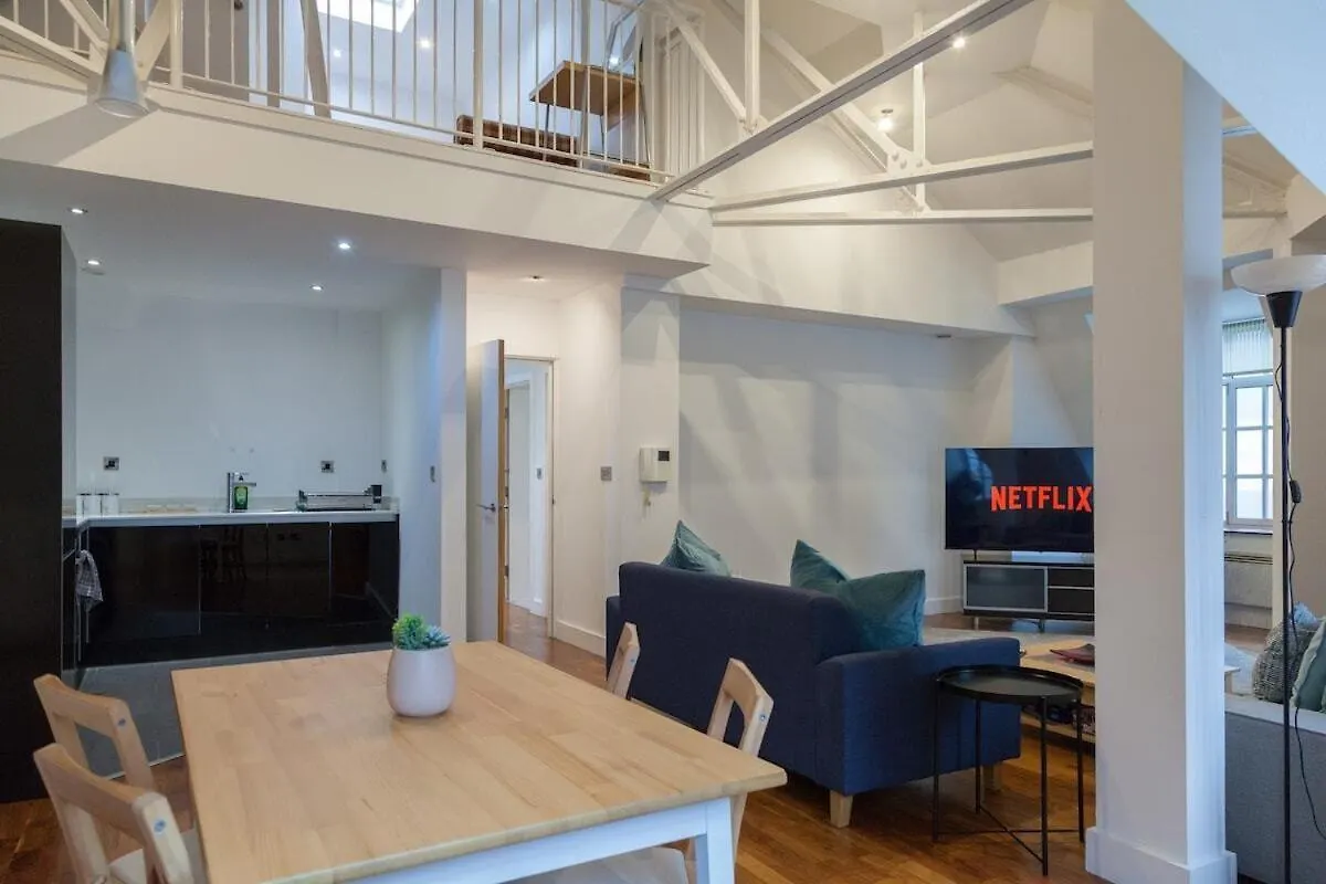 City Centre Penthouse Apartment Leeds