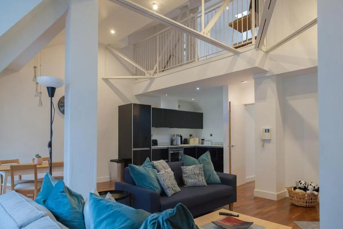 City Centre Penthouse Apartment Leeds